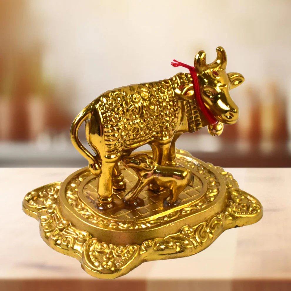 Metal golden kamdhenu cow with calf (1 pc) - Image 2