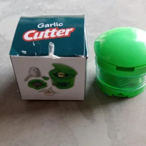 Kitchen Garlic Cutter Chopper Crusher 1Pc - Manual Mini Garlic Mincer & Slicer - Compact Hand-Press Garlic Chopper for Kitchen, Home Cooking & Food Prep